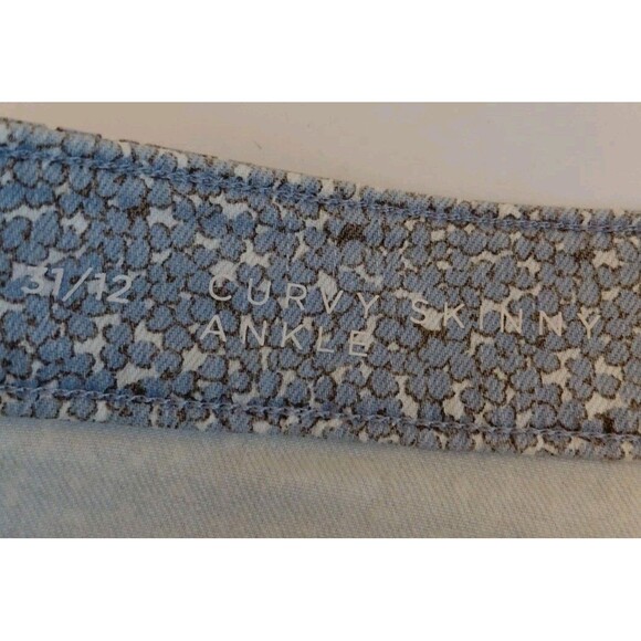 Ann Taylor Loft Curvy Skinny Ankle Size 31/12 Gray Tiny Floral Print Jeans - Picture 6 of 12